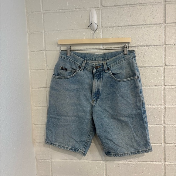 Vintage Lee light wash Jean shorts - Picture 1 of 2